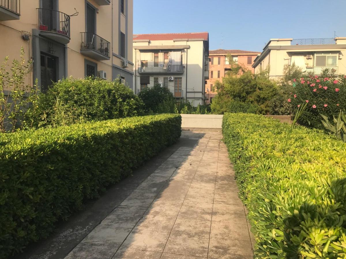Deodato Guest House Catania Exterior foto